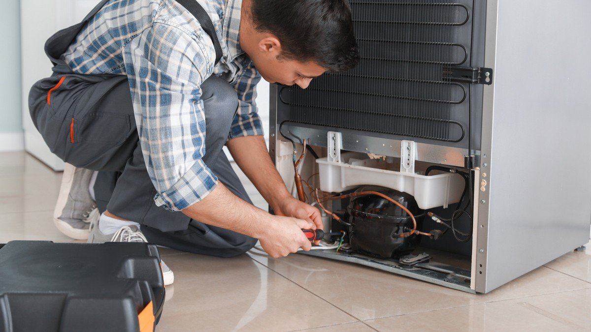 Remplacer le compresseur d&rsquo;un congélateur : étapes et conseils